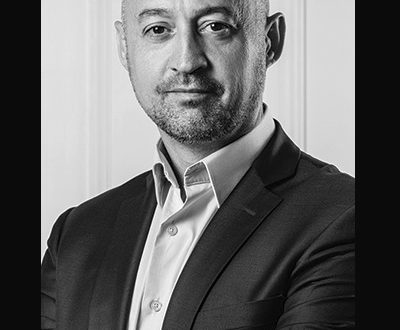 photo portrait de Laurent Combalbert